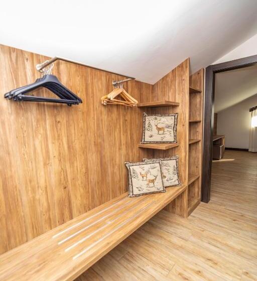 اتاق سوپریور سه تخته, Hotiday Chalet Sestriere Vialattea