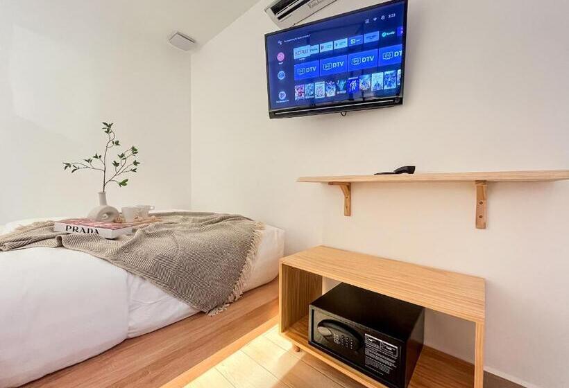 חדר דלוקס מותאם לאנשים עם מוגבלויות, Sleep Box Penang