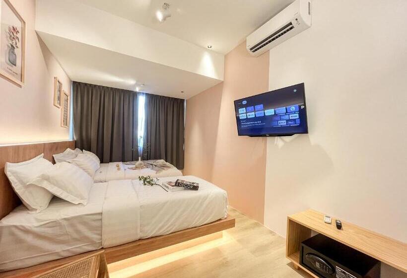 חדר סטנדרט לשלושה עם חדר אמבטיה משוף, Sleep Box Penang