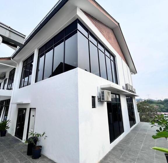 اتاق استاندارد با تخت بزرگ, Jenderam Hill Villa