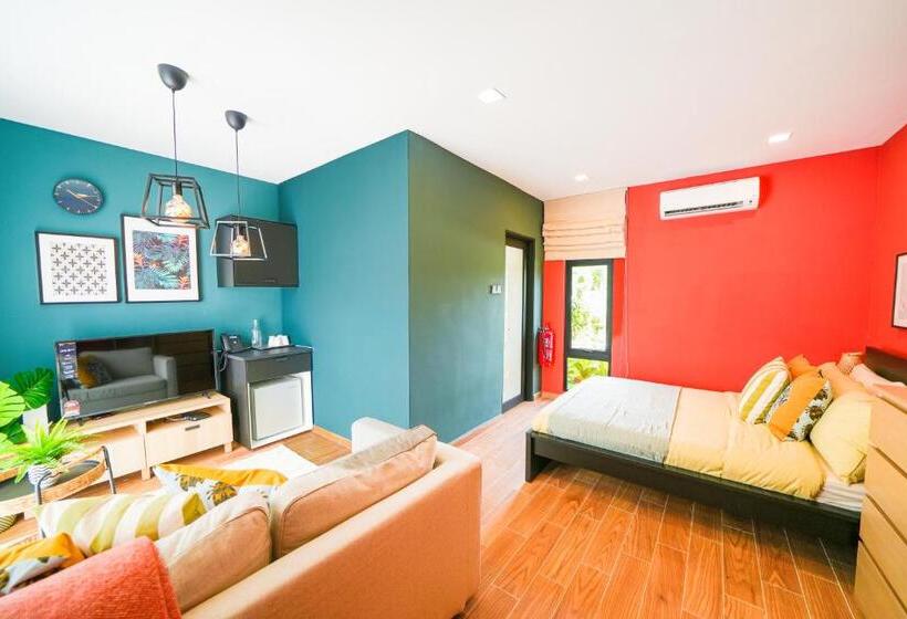 Студио Стандарт Вид на Бассейн, Hangouts Urban Eco Langkawi