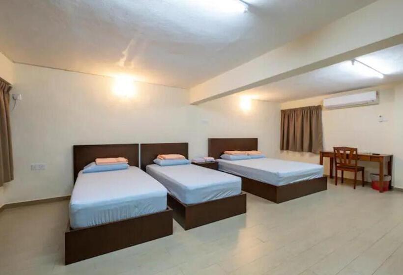 Семейный Номер, Clp Perai Homstay Near Sri Muniswarar Temple