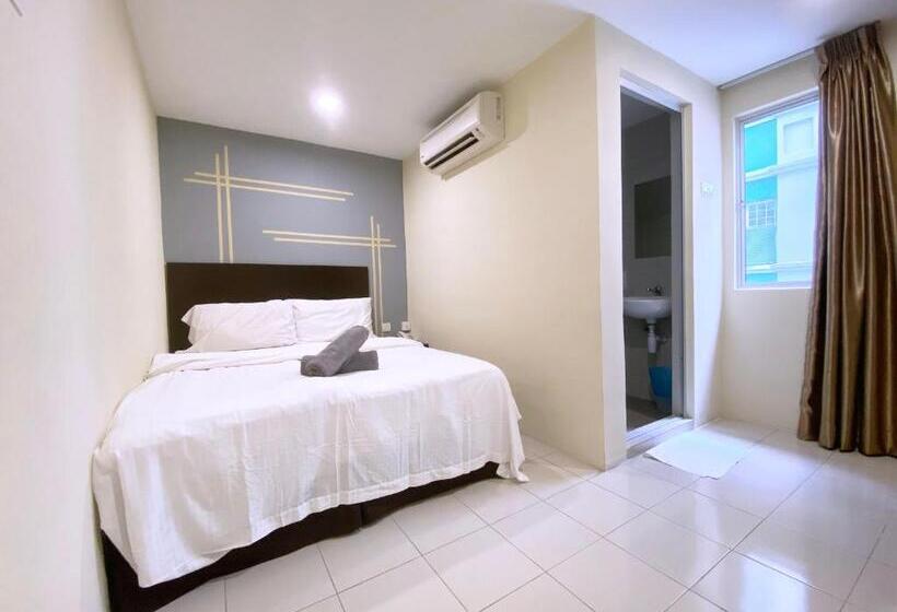 Номер Deluxe, Your Hotel Klang By D Concept