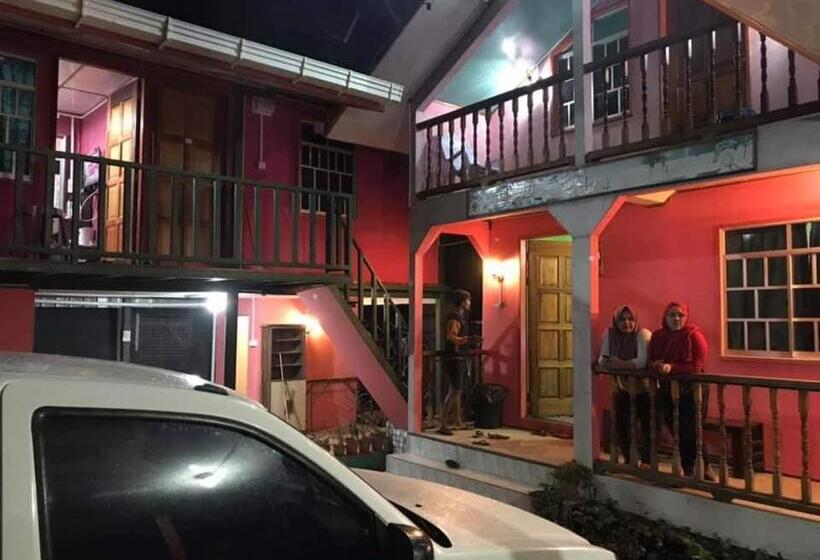 Номер Deluxe, Strawberry Rest House Mesilou Kundasang