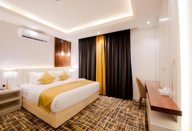 سوییت جونیور, Al Rest Inn