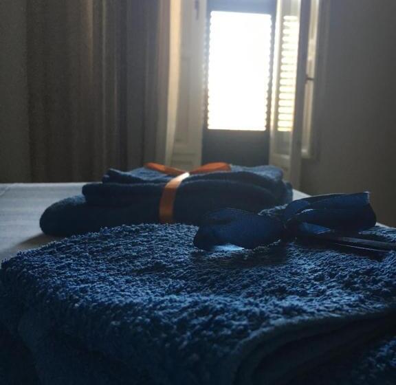 デラックスの４人部屋, Sole E Girasoli