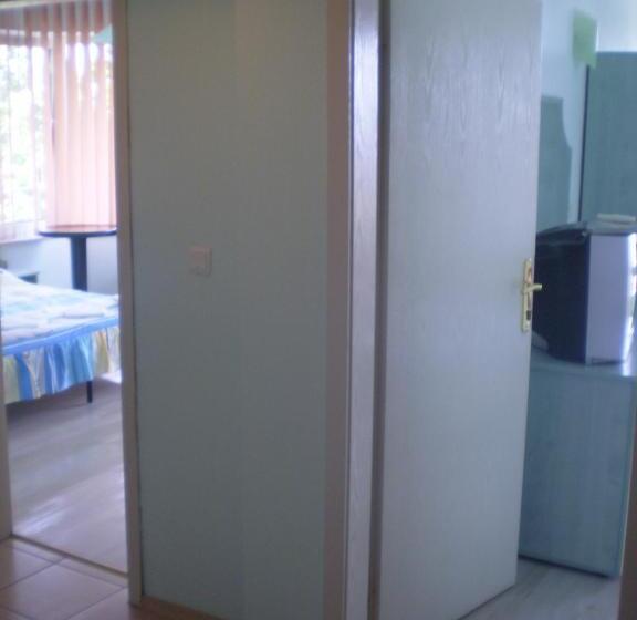 Апартаменты 2 Спальни, Guest House ,, Ekaterina