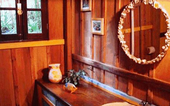 샬레, Regina Guest House