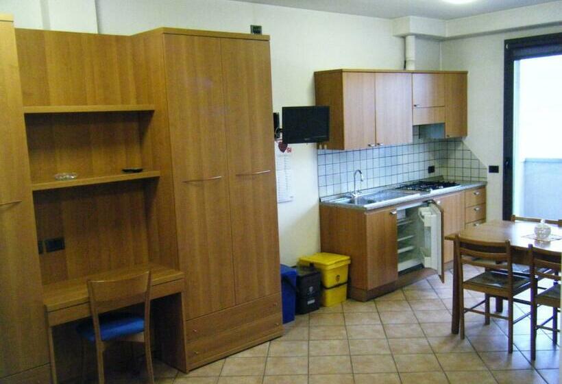 스탠다드 스튜디오, Residence Vezzoli