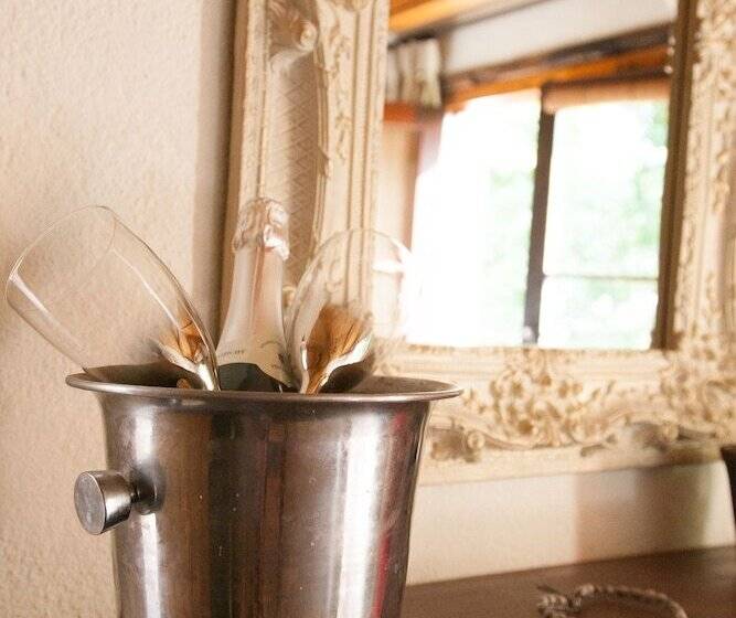 Romantic Room, Babette Bed And Breakfast