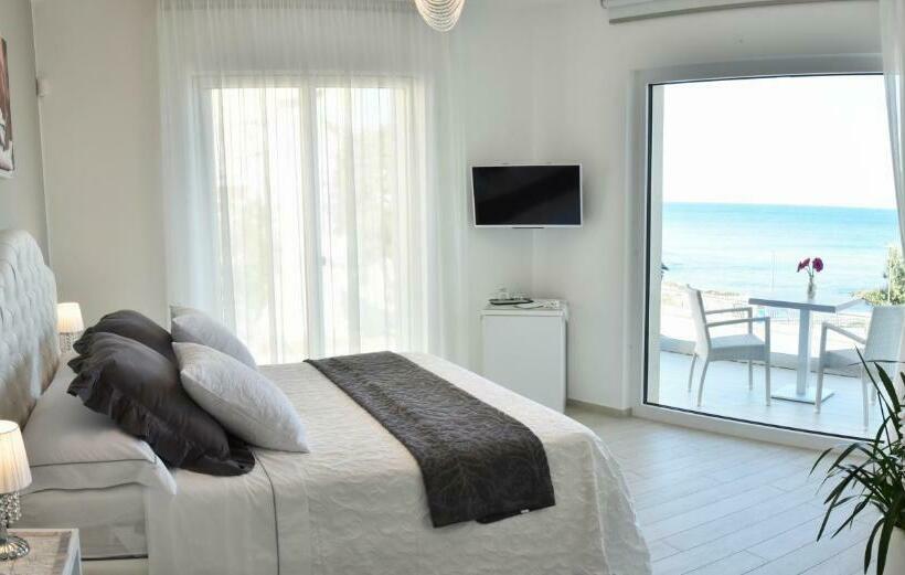 Номер Стандарт Вид на Море с Балконом, Bellariva Monopoli B&b E Relax