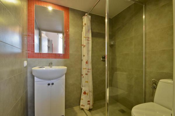 Апартаменты Дюплекс 1 Спальня, Bed&breakfast Mikunda
