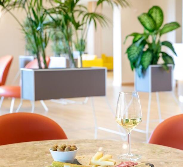 Трехместный Номер Базовый, Lu  Hotel Porto Pino