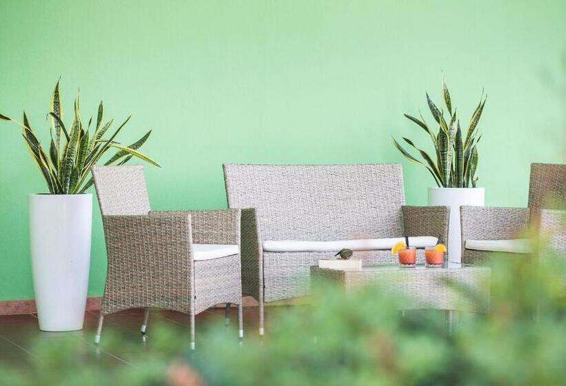 Трехместный Номер Базовый, Lu  Hotel Porto Pino