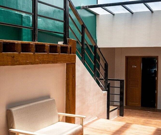 디럭스 룸, Zuric Pension House