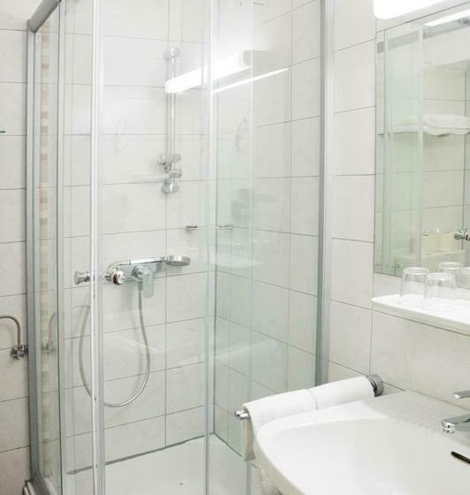 Номер Стандарт с Балконом, Gasthof Hotel Jaritz