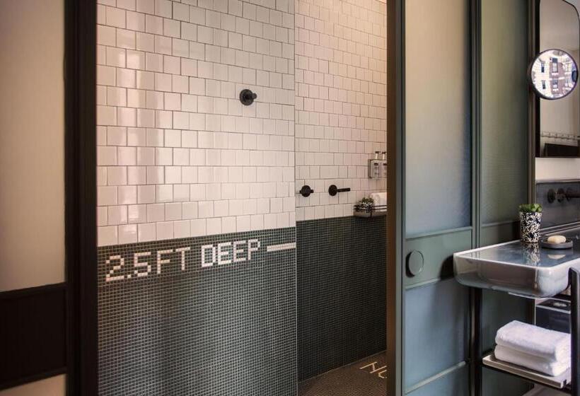 标准间带双层床, Moxy Nyc Times Square