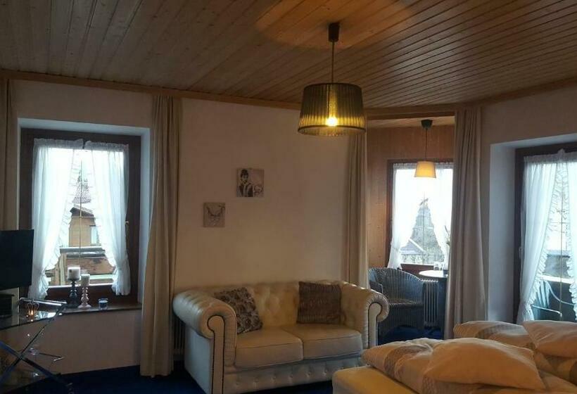 Трехместный Номер Стандарт с Балконом, Gasthof Gaistal