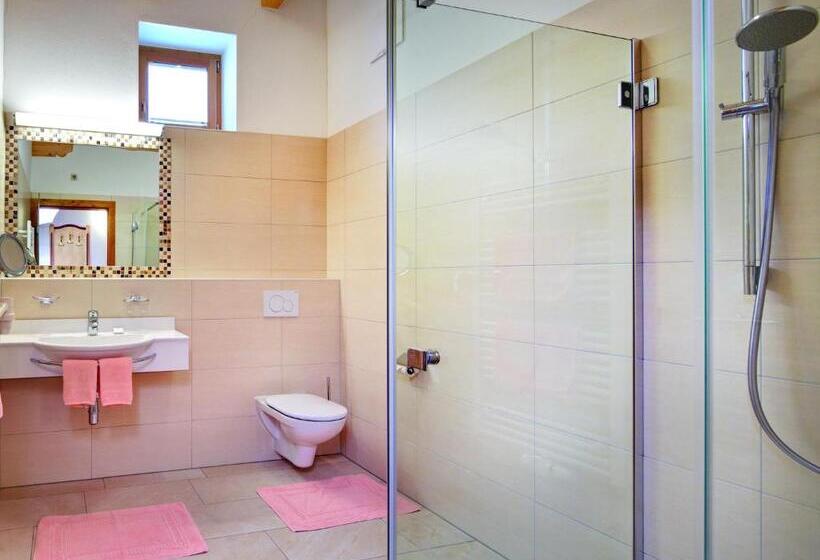 חדר סטנדרט עם מרפסת, Thurnerhof