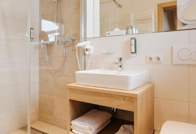 חדר סופריור, Thurnerhof