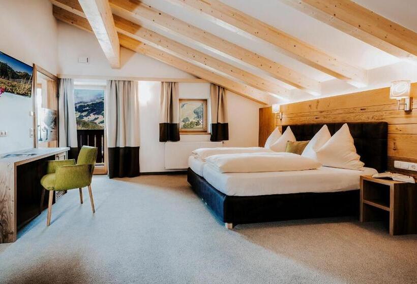 חדר סופריור, Thurnerhof