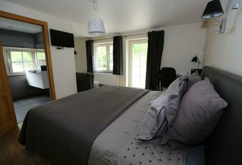 غرفة قياسية سرير كينج, B&b Le Bois De Champia