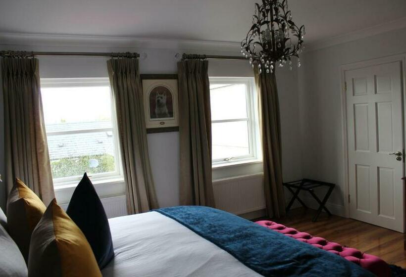 디럭스 룸 킹사이즈 침대, Boyne View House
