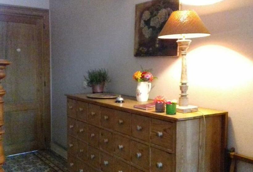 Номер Стандарт Вид на Сад, Guesthouse Alizée