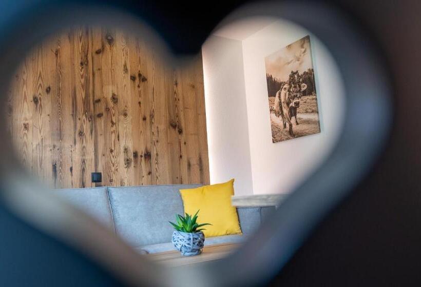 Comfort room with balcony, Sonnenhang Montafon