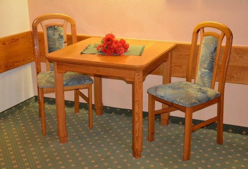 Номер Стандарт, Restaurant Fischer
