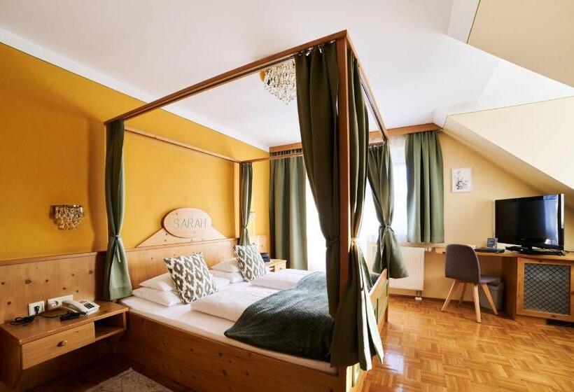 Comfort room with balcony, Garni Thermenoase