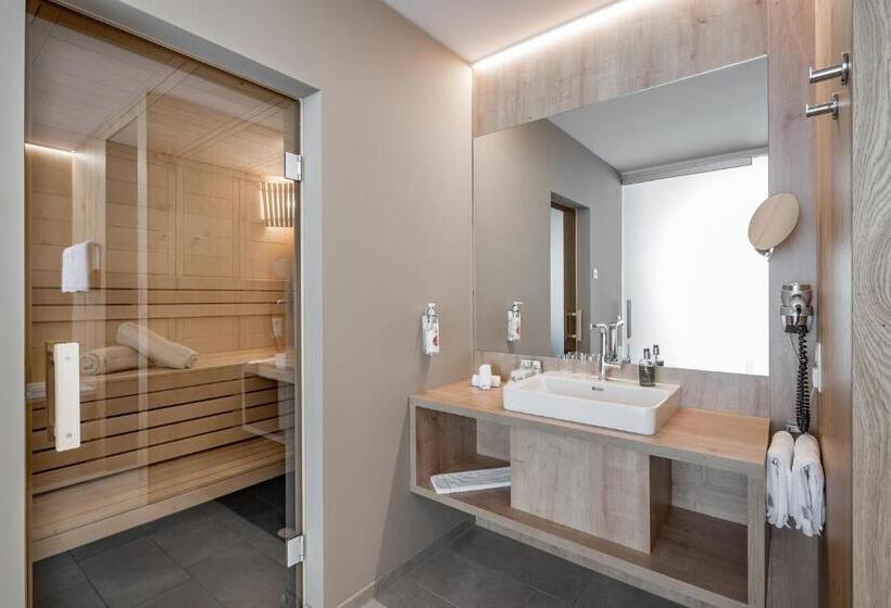 سوییت, Alpenhotel Zimba