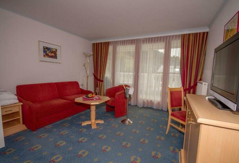 Люкс с Балконом, Berg & Spa Hotel Urslauerhof