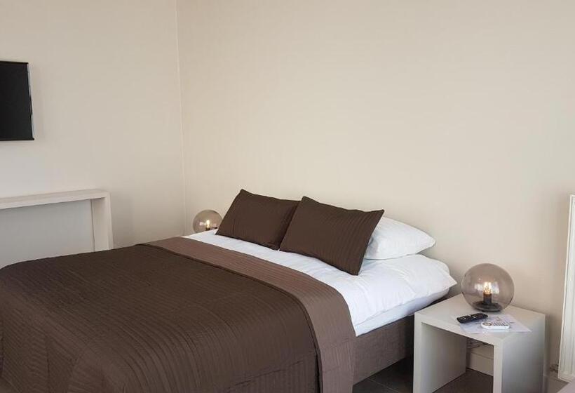 سوئیت 2 خوابه, B&b Charles Cabour