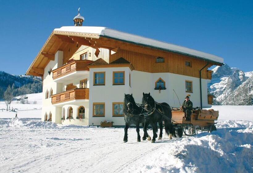 Апартаменты 2 Спальни, Berghotel Lämmerhof