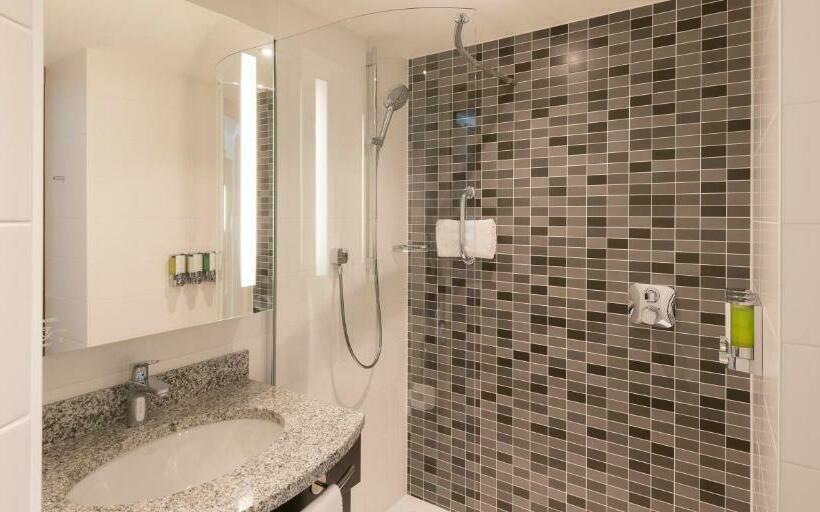 Quarto Estandar, Hampton By Hilton Hamburg City Centre