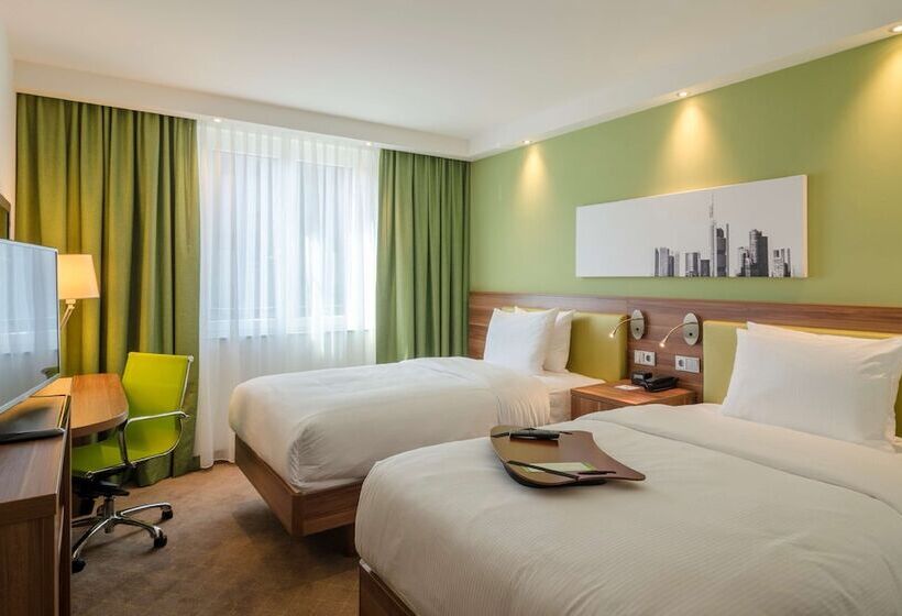 Quarto Estandar, Hampton By Hilton Hamburg City Centre