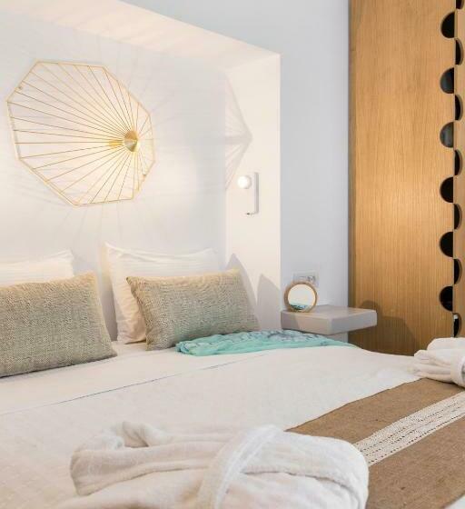 غرفة قياسية مطلّة علي البحر, Osom Resort