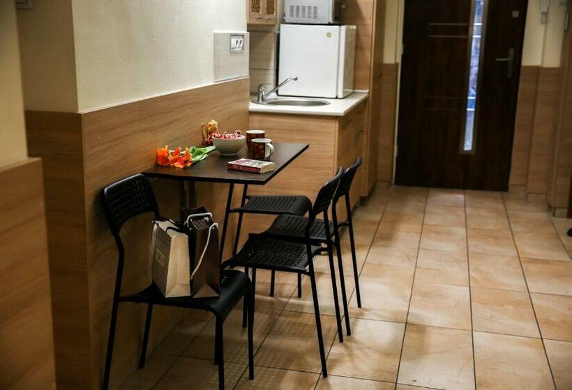 Номер Стандарт, East Station Private Rooms & Apartments