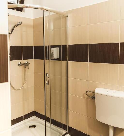 Апартаменты Superior 1 Спальня, East Station Private Rooms & Apartments