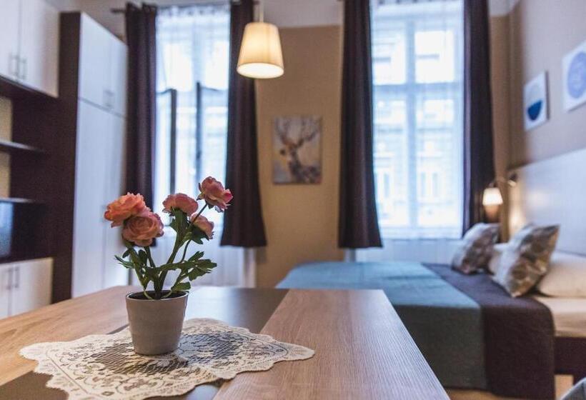 Apartamento Superior 1 Quarto, East Station Private Rooms & Apartments
