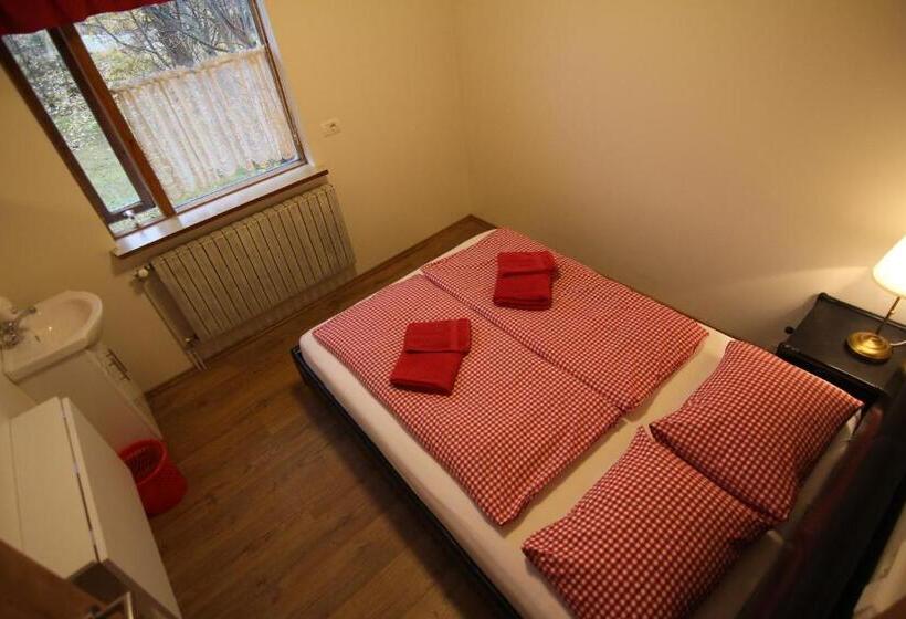 اتاق استاندارد, Cja Guesthouse
