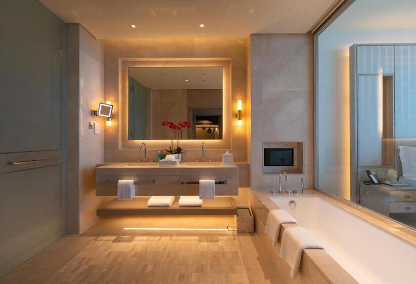 标准间, Five Luxe