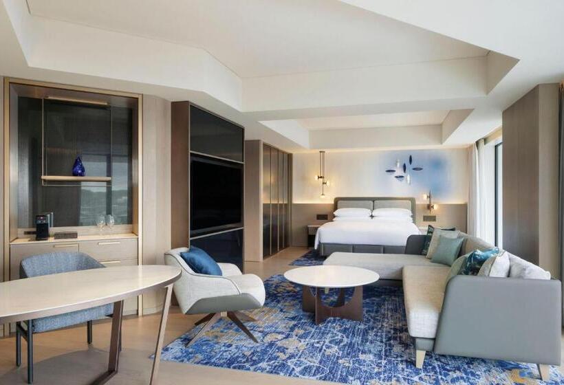 클럽 스위트, Nagasaki Marriott