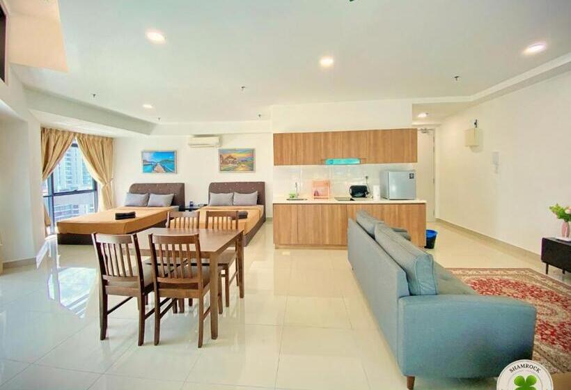 Студия Superior, Pacific Tower Petaling Jaya By Shamrock