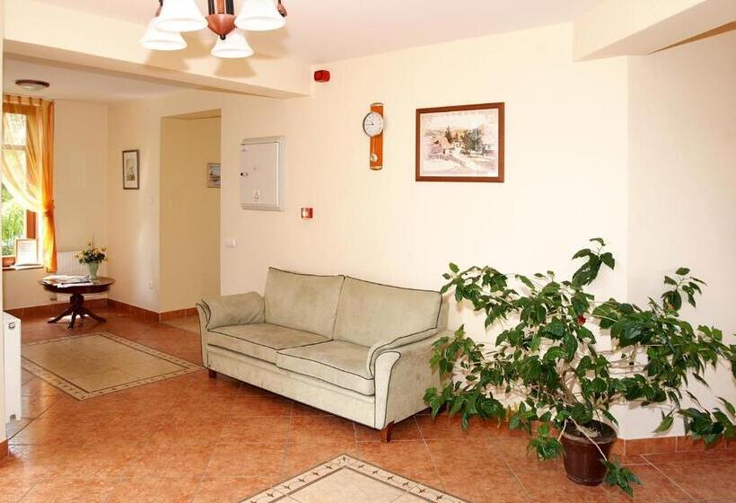 اتاق استاندارد یک نفره, Pihenőkereszt Panzió