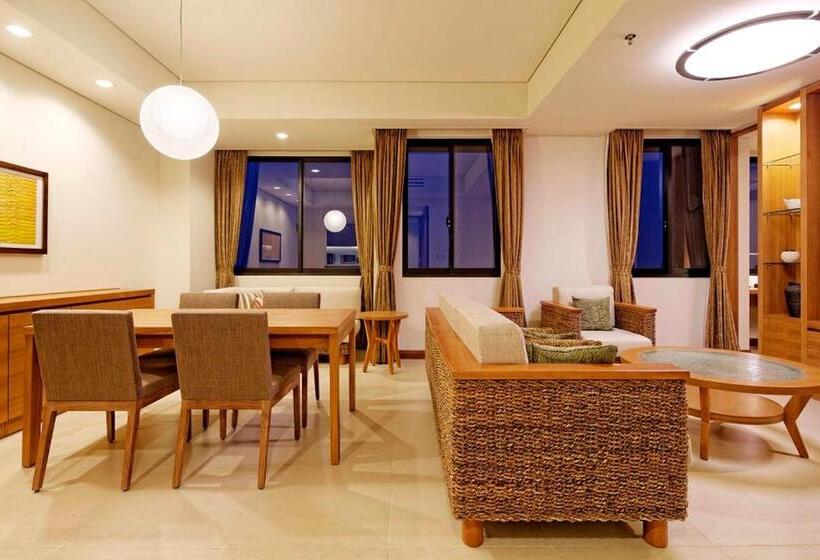 Люкс Премиум, Axia South Cikarang Service Apartment