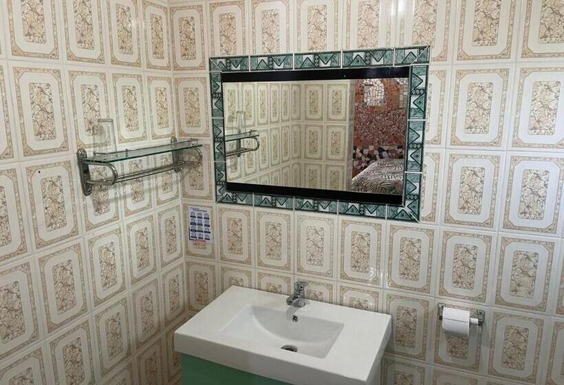 بنجلو عائلى, Cabañas Tia Flor