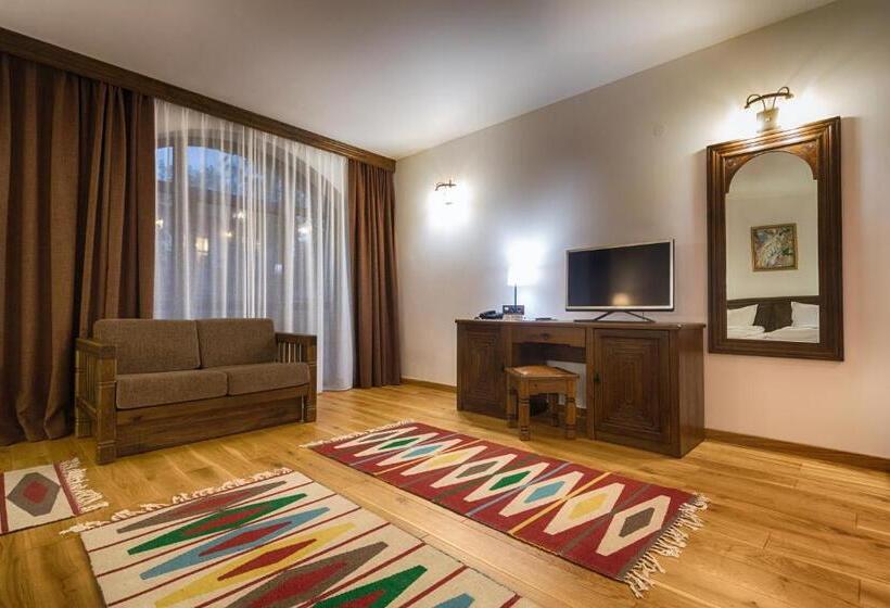 סוויטת ג'וניור, Arbanashki Han Hotelcomplex