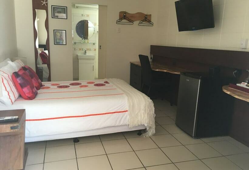 디럭스 룸, Black Marlin Motel